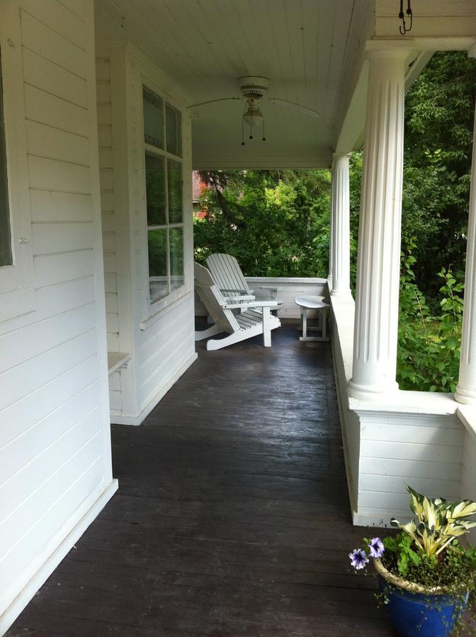 Sir Edgar House B&B Dauphin Exterior photo